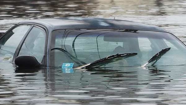 Как определить что автомобиль затоплен